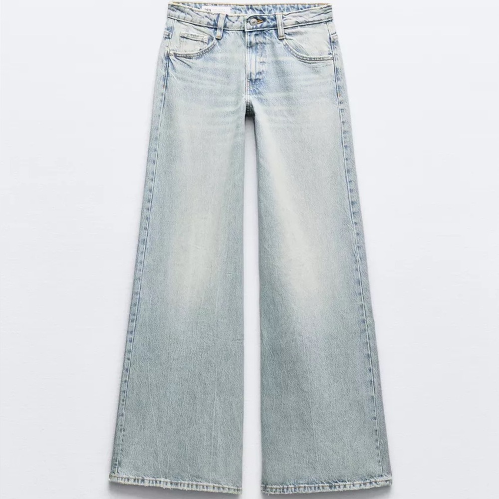 Zara Elephant leg jeans Size 4 worn once